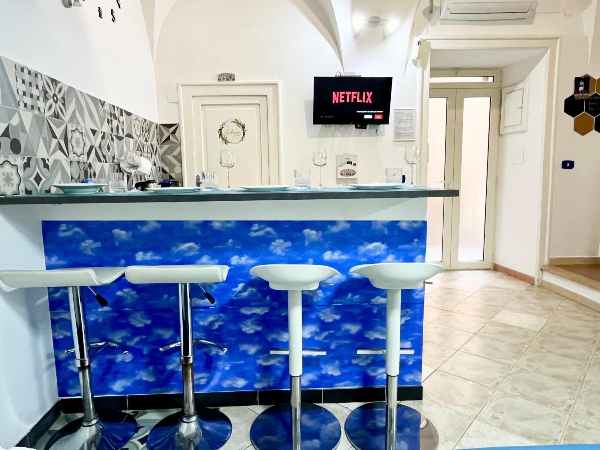 Oikos Guest House Naples Exterior photo